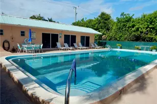 2950 SE Ocean Blvd, Stuart, FL 34996 - Photo 29