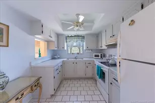 2950 SE Ocean Blvd, Stuart, FL 34996 - Photo 5