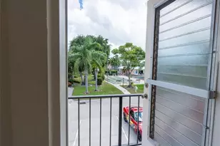 2950 SE Ocean Blvd, Stuart, FL 34996 - Photo 23