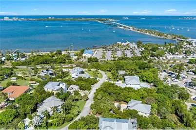 3840 NE Cheri Drive, Jensen Beach, FL 34957 - Photo 5