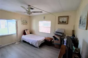 195 SE Trafalgar Terrace, Stuart, FL 34994 - Photo 29