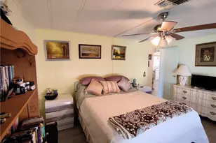 195 SE Trafalgar Terrace, Stuart, FL 34994 - Photo 19