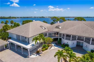 908 NW Winters Creek Rd, Palm City, FL 34990 - Photo 33