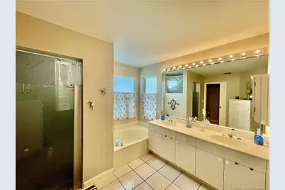 707 SE Pin Oak Terrace, Stuart, FL 34997 - Photo 23