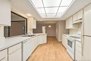 542 SE Woods Edge Trail, Stuart, FL 34997 - Photo 9