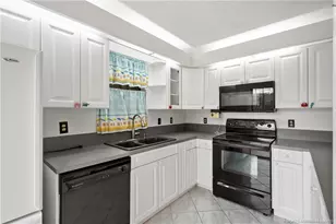 9439 S Ocean Dr, Jensen Beach, FL 34957 - Photo 7