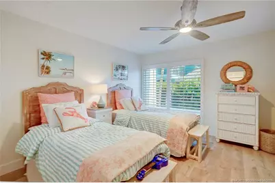 245 NE Macarthur Boulevard #11, Stuart, FL 34996 - Photo 11