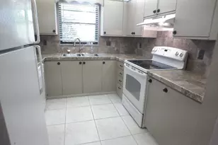 360 SW South River Dr, Stuart, FL 34997 - Photo 5