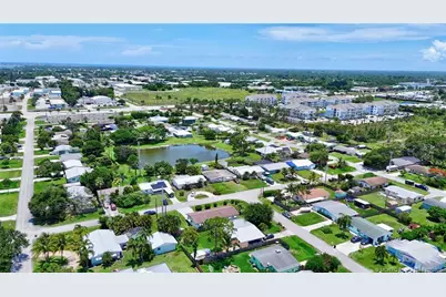 4556 SE Beckett Avenue, Stuart, FL 34997 - Photo 33