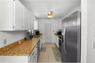 4556 SE Beckett Avenue, Stuart, FL 34997 - Photo 13