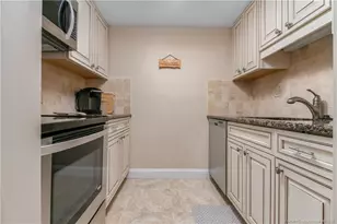 3792 NE Ocean Blvd, Jensen Beach, FL 34957 - Photo 7