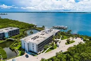 3792 NE Ocean Blvd, Jensen Beach, FL 34957 - Photo 23