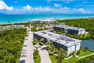 3792 NE Ocean Blvd, Jensen Beach, FL 34957 - Photo 3