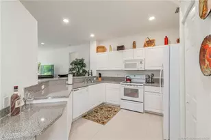 1573 SE Prestwick Ln, Port Saint Lucie, FL 34952 - Photo 9