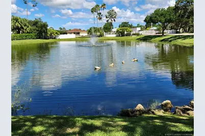 2502 SE Anchorage Cove #H2, Port Saint Lucie, FL 34952 - Photo 5