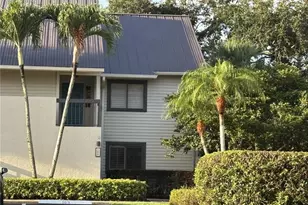 5152 SE Club Way, Stuart, FL 34997 - Photo 1