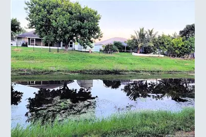 2315 SW Chestnut Lane, Port Saint Lucie, FL 34953 - Photo 3