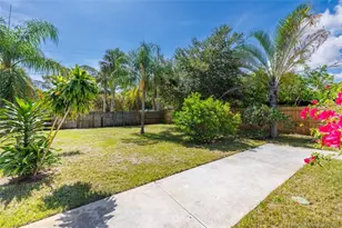 1073 NE Orange Ave, Jensen Beach, FL 34957 - Photo 27