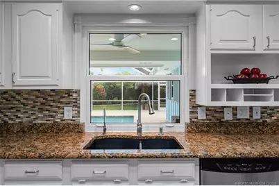 3514 SE Narragansett Terrace, Stuart, FL 34997 - Photo 11