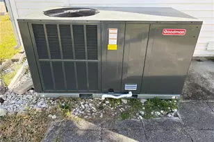 918 Nettles Blvd, Jensen Beach, FL 34957 - Photo 25