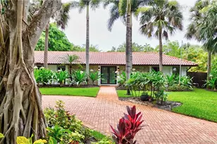 4 Copaire Rd, Sewalls Point, FL 34996 - Photo 5