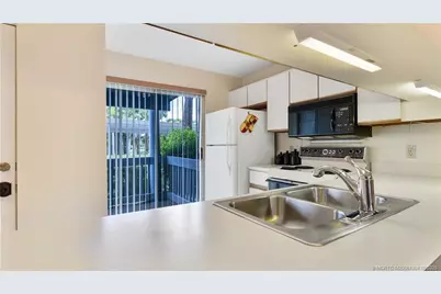 1481 NE 14th Court #U3, Jensen Beach, FL 34957 - Photo 5