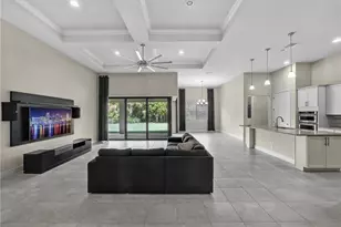 724 SW Sea Green St, Palm City, FL 34990 - Photo 9