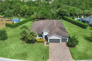 724 SW Sea Green St, Palm City, FL 34990 - Photo 3