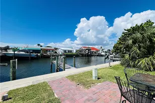 10851 S Ocean Dr, Jensen Beach, FL 34957 - Photo 9