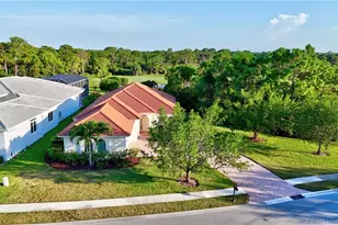 1147 NW Mossy Oak Way, Jensen Beach, FL 34957 - Photo 47