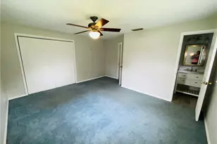 5213 Hummingbird Way, Fort Pierce, FL 34951 - Photo 9