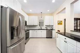 583 NW Cherry Oak Way, Jensen Beach, FL 34957 - Photo 9