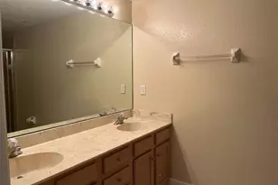 4210 Gator Trace Ave, Fort Pierce, FL 34982 - Photo 13