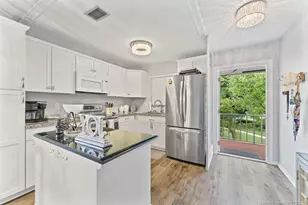 2600 SE Ocean Blvd, Stuart, FL 34996 - Photo 5