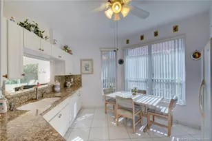 6789 SE Warwick Ln, Stuart, FL 34997 - Photo 11