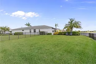 10975 SW Magenta Ln, Port Saint Lucie, FL 34987 - Photo 35