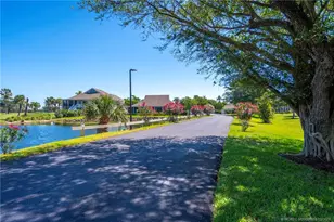 333 NE Golfview Circle, Stuart, FL 34996 - Photo 25