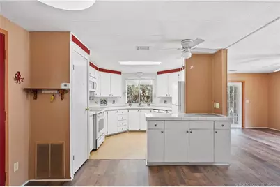 5398 SE Celestial Circle, Stuart, FL 34997 - Photo 9