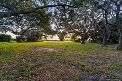 36 S Sewalls Point Road, Sewalls Point, FL 34996 - Photo 21