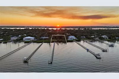 36 S Sewalls Point Road, Sewalls Point, FL 34996 - Photo 17