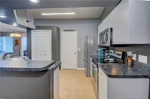 2474 SE Marseille St, Port Saint Lucie, FL 34952 - Photo 9