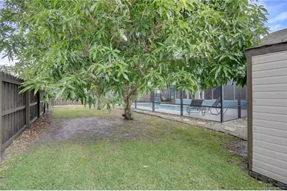 2474 SE Marseille Street, Port Saint Lucie, FL 34952 - Photo 39