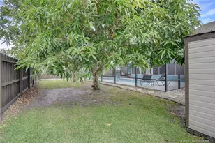 2474 SE Marseille St, Port Saint Lucie, FL 34952 - Photo 39