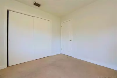 5225 NE 5th Avenue, Oakland Park, FL 33334 - Photo 13