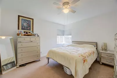 5225 NE 5th Avenue, Oakland Park, FL 33334 - Photo 13