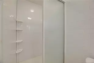 5225 NE 5th Ave, Oakland Park, FL 33334 - Photo 11