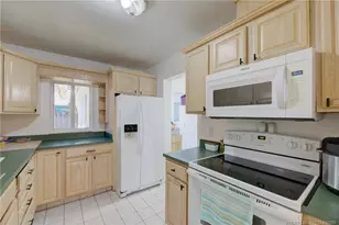 5225 NE 5th Ave, Oakland Park, FL 33334 - Photo 5