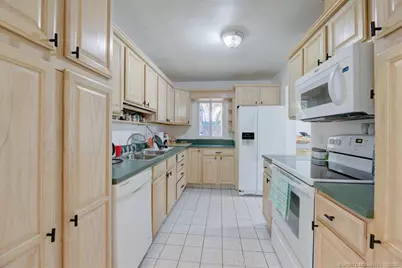 5225 NE 5th Avenue, Oakland Park, FL 33334 - Photo 5