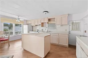 144 SE Tudor Ct, Stuart, FL 34994 - Photo 15