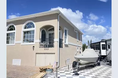 1313 Nettles Boulevard, Jensen Beach, FL 34957 - Photo 3